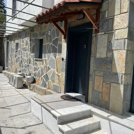 Rock Houses Gundogan Apartmán